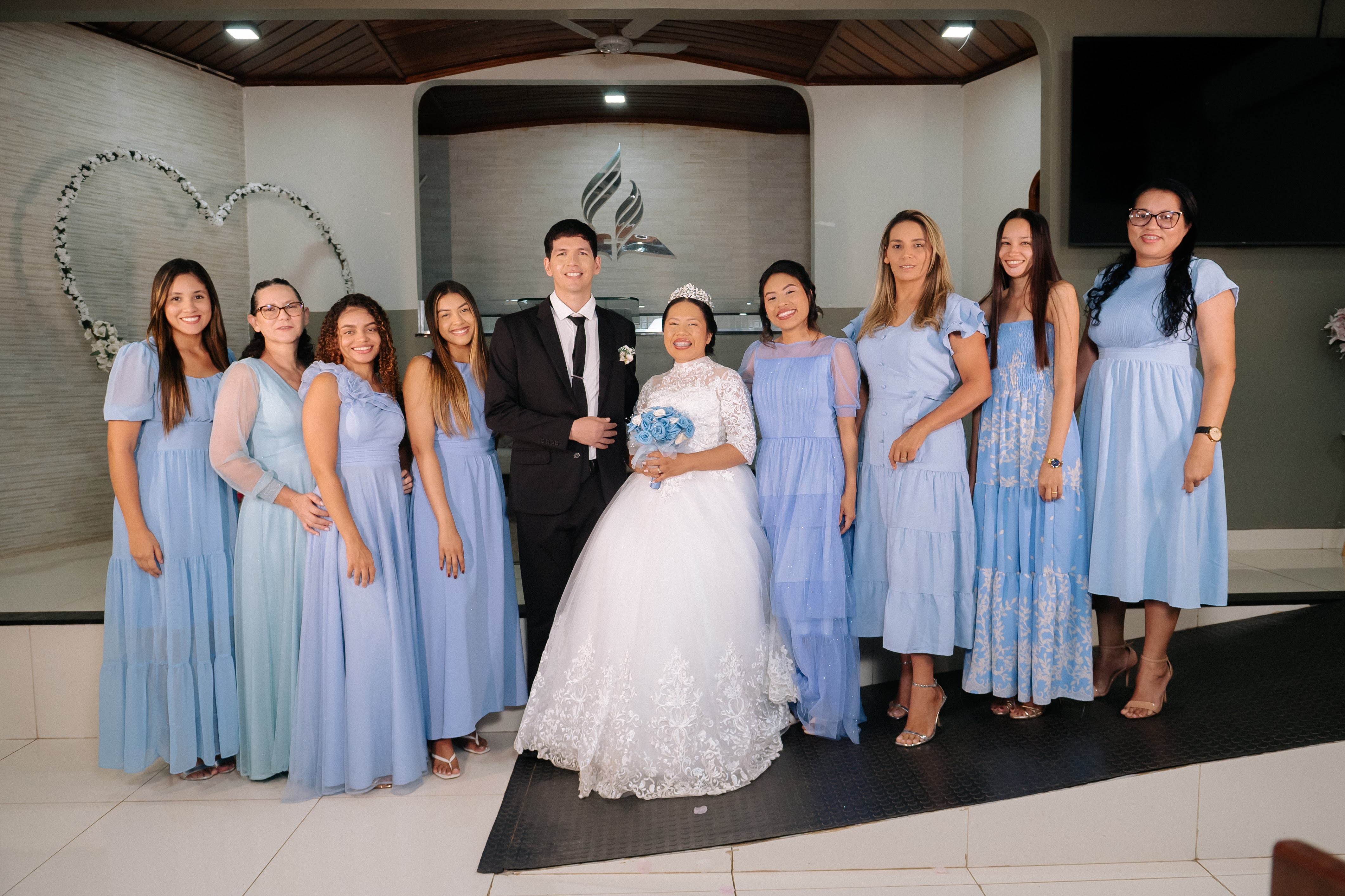 O casal na cerimônia religiosa